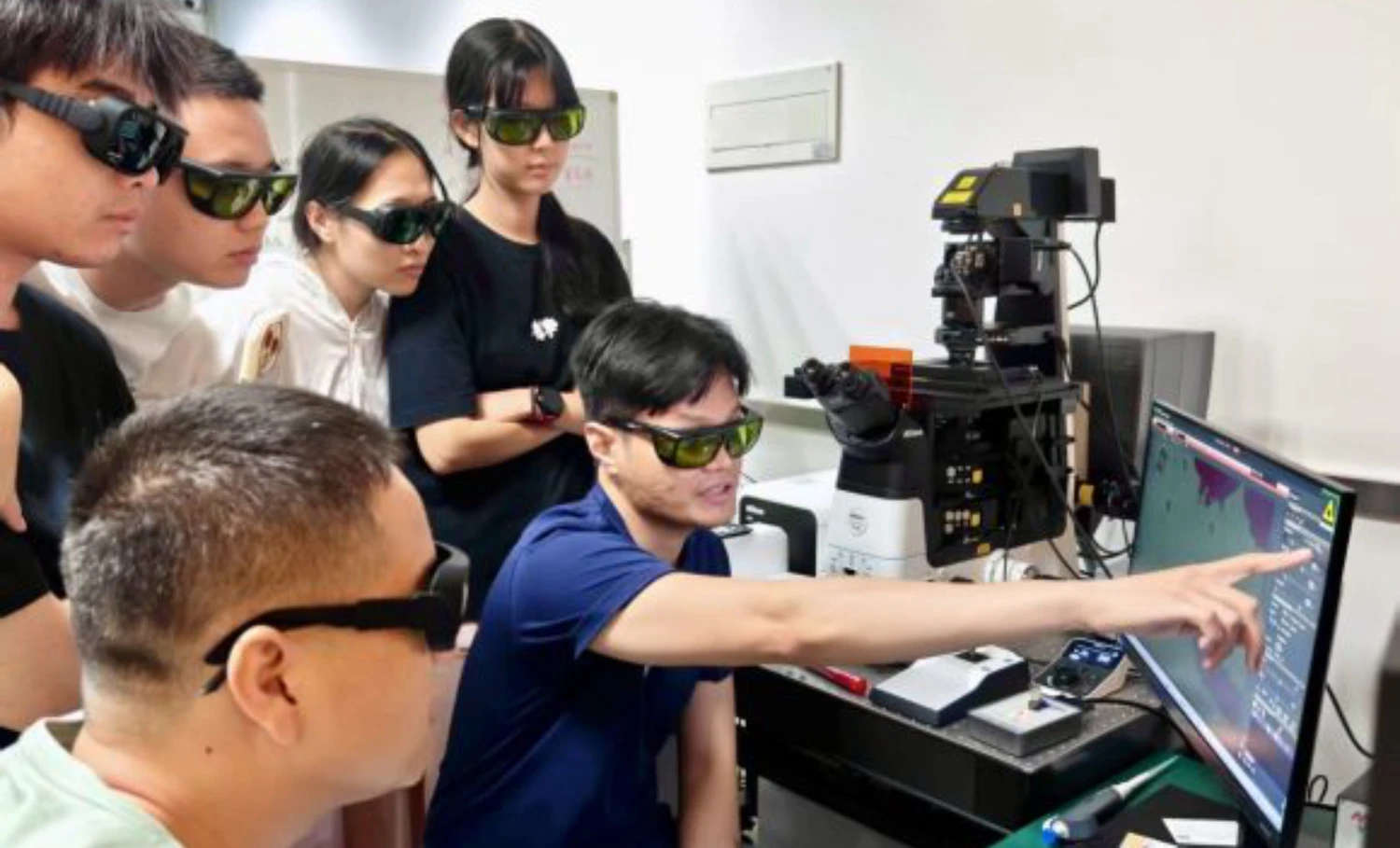 MMI installed CellManipulator at Nanjing University of Aeronautics and Astronautics, China